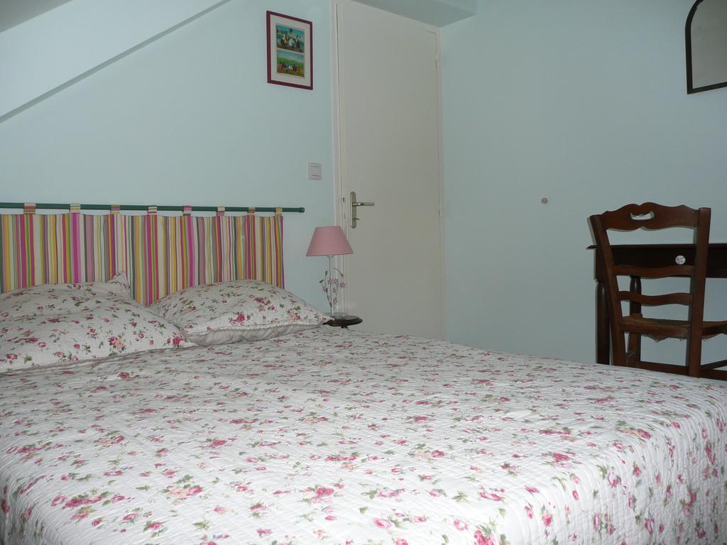 Gite Ker Maria Gite Ker Louis Piscine Saint-Grave Room photo